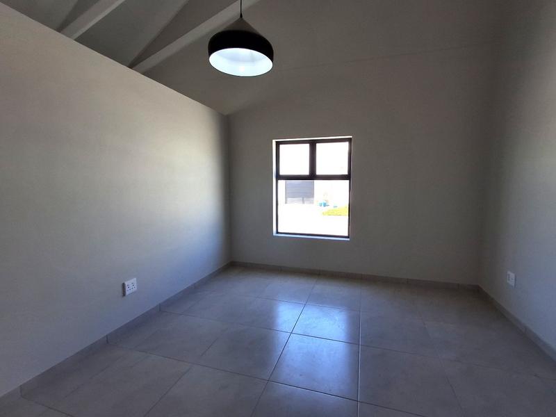 3 Bedroom Property for Sale in Britannia Bay Western Cape